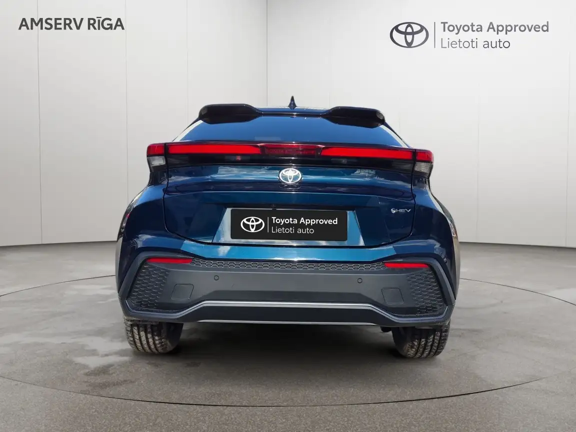 TOYOTA C-HR