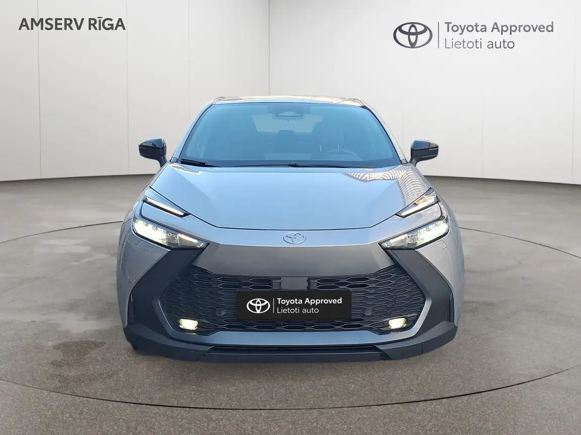 TOYOTA C-HR