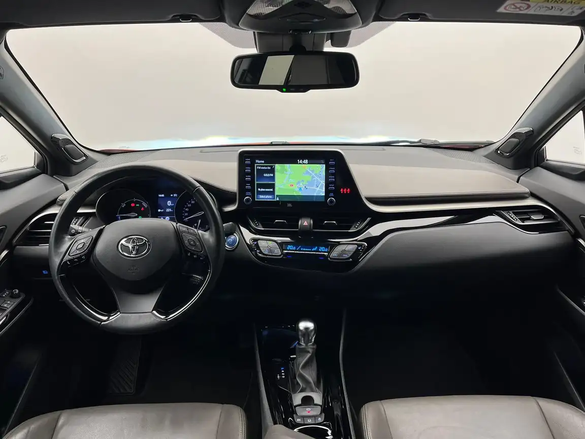 TOYOTA C-HR