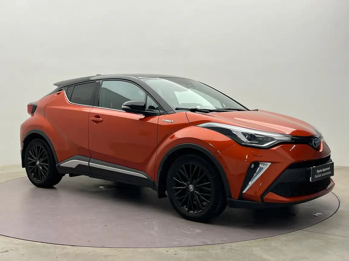 TOYOTA C-HR