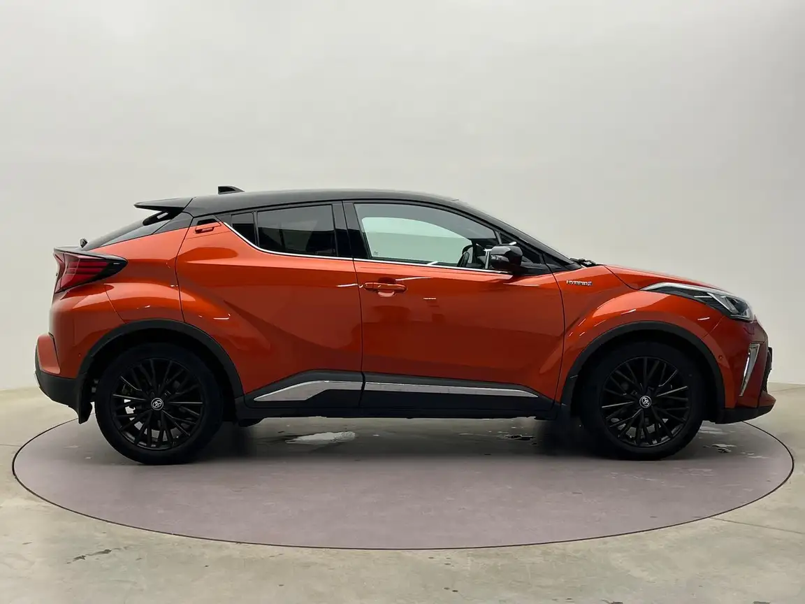 TOYOTA C-HR