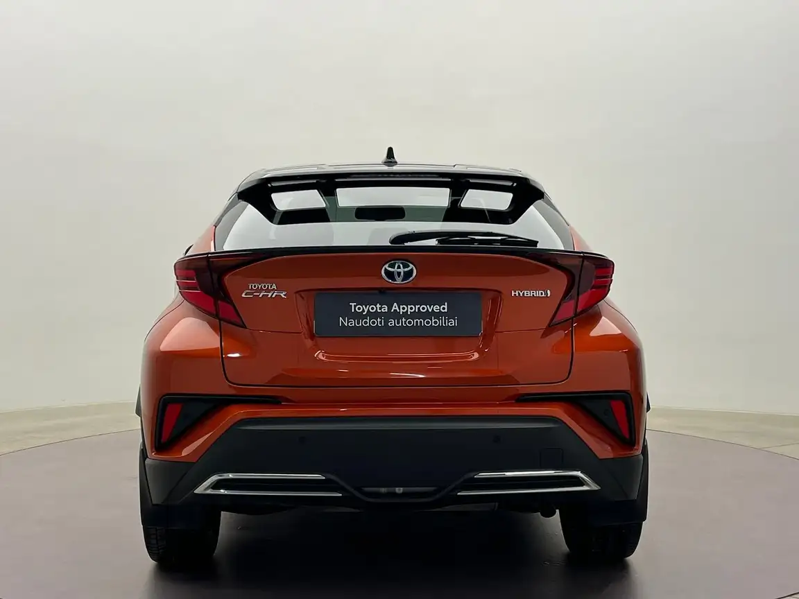 TOYOTA C-HR