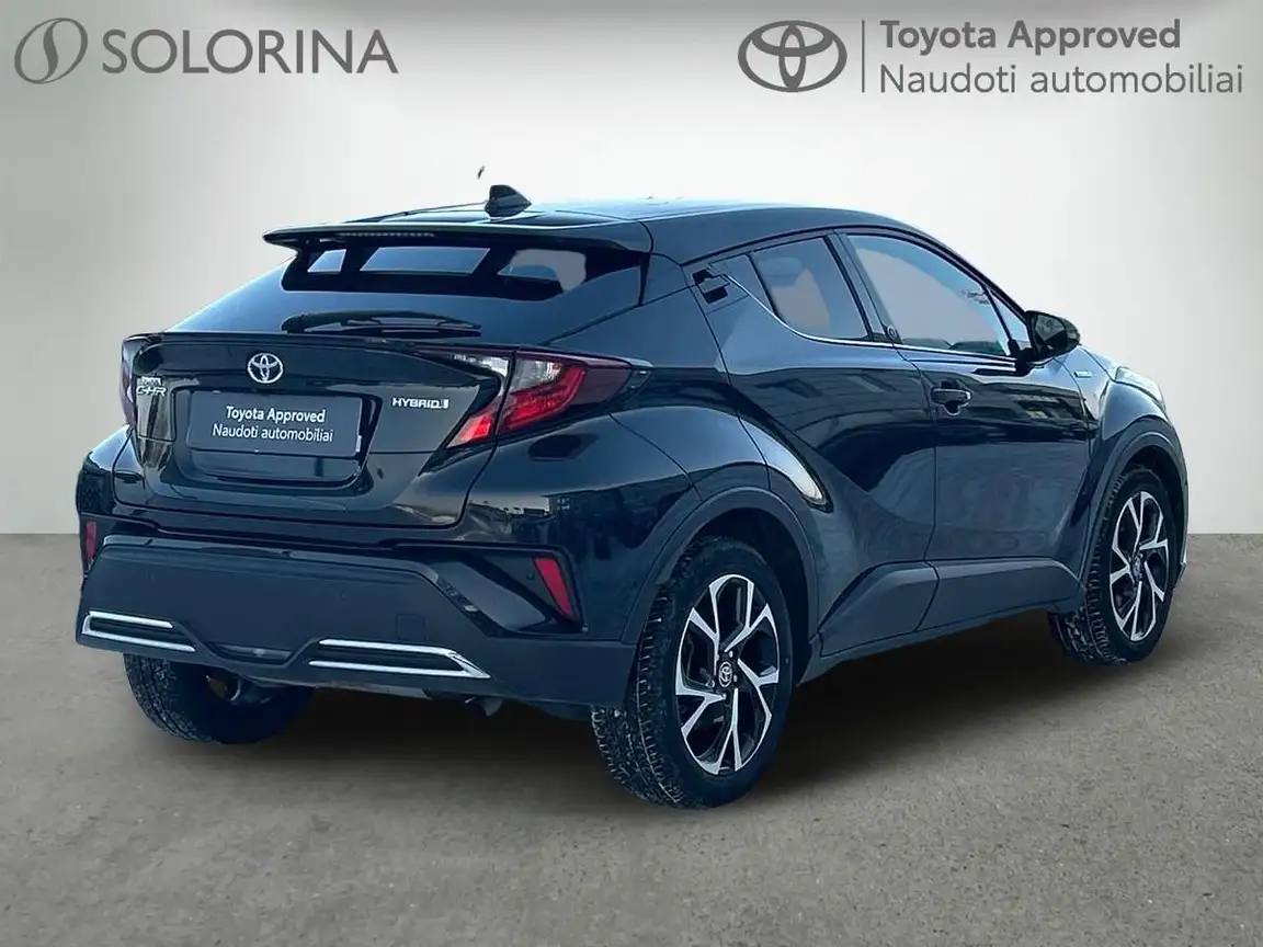 TOYOTA C-HR