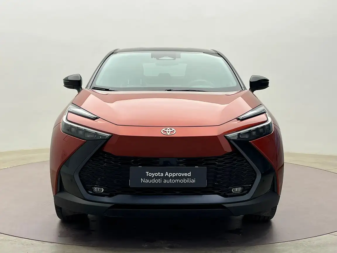 TOYOTA C-HR