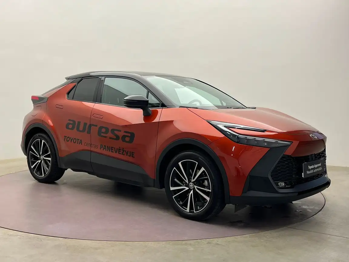 TOYOTA C-HR