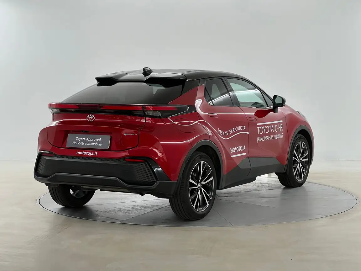 TOYOTA C-HR