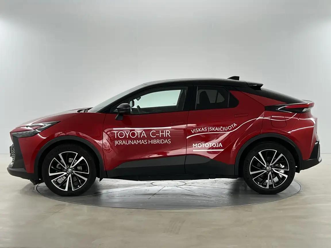 TOYOTA C-HR