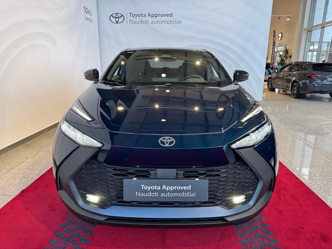 TOYOTA C-HR
