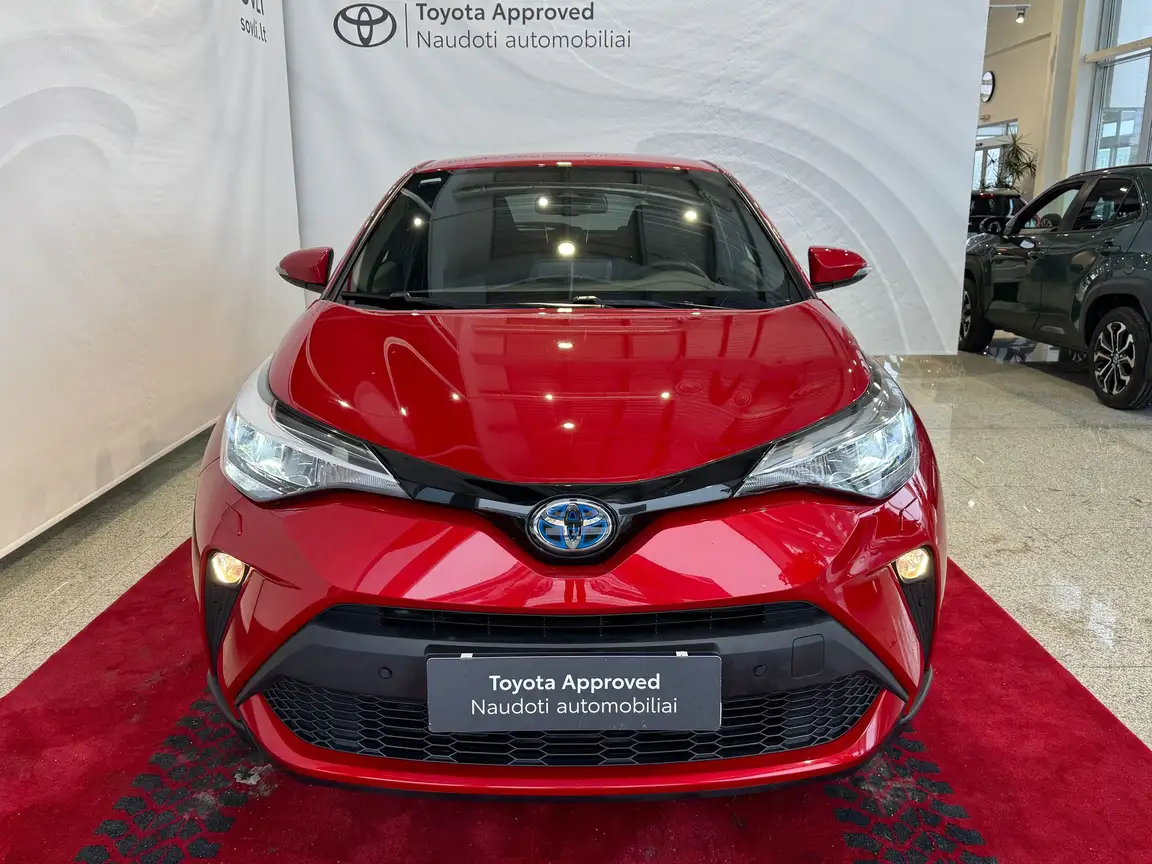 TOYOTA C-HR