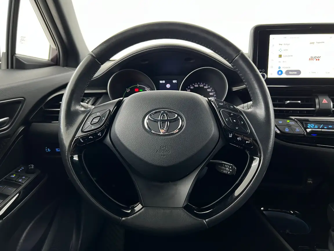 TOYOTA C-HR