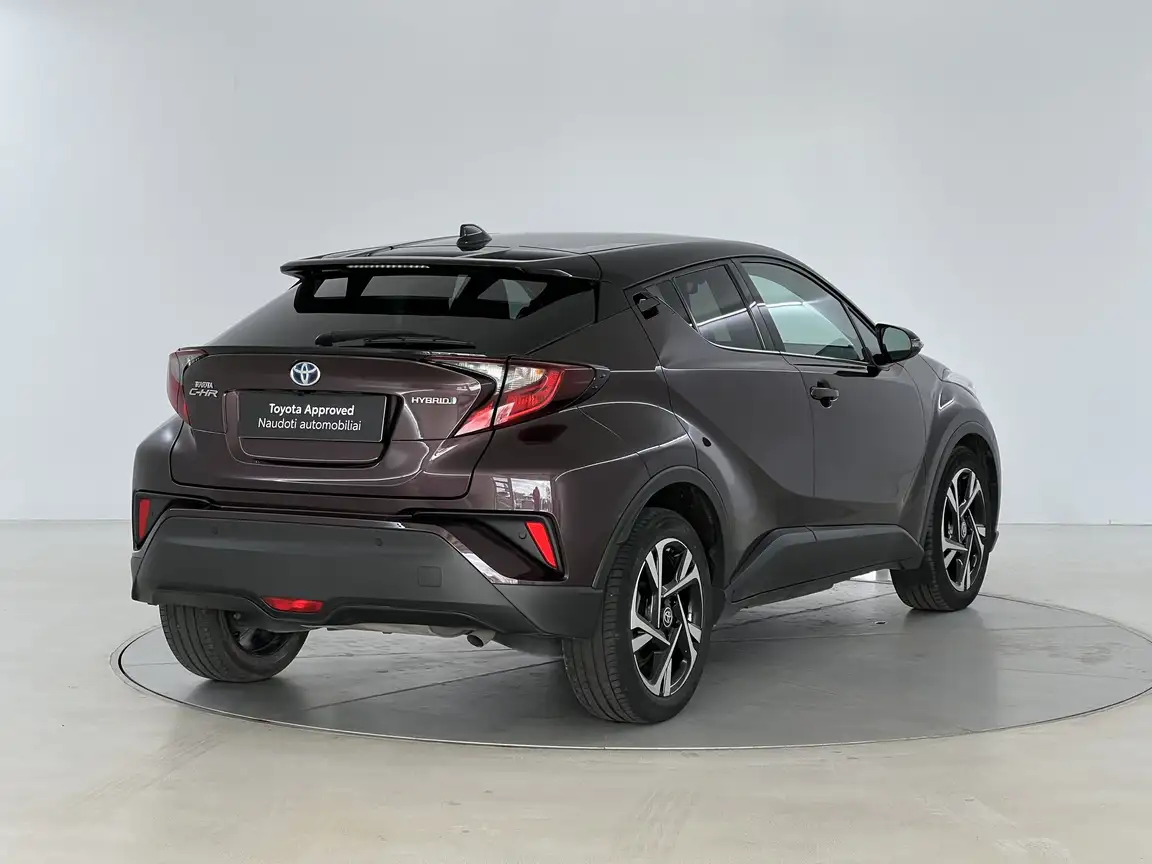 TOYOTA C-HR