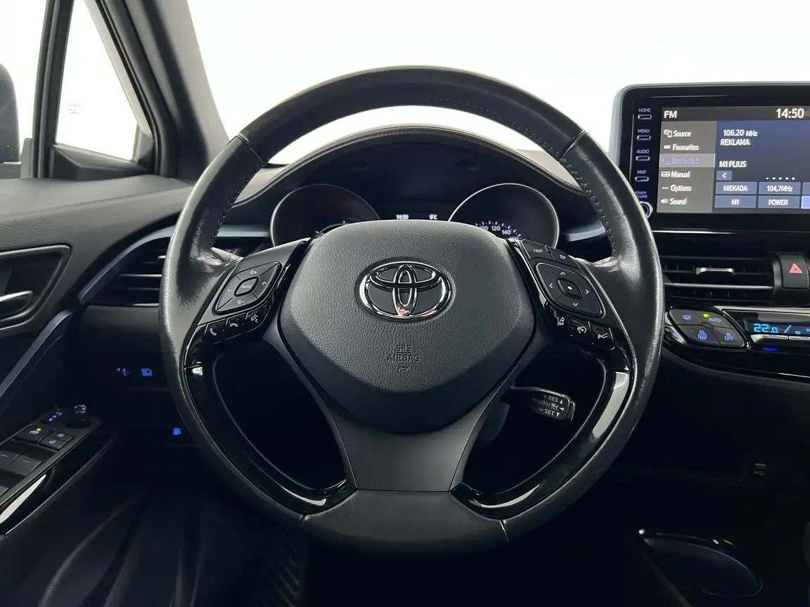 TOYOTA C-HR