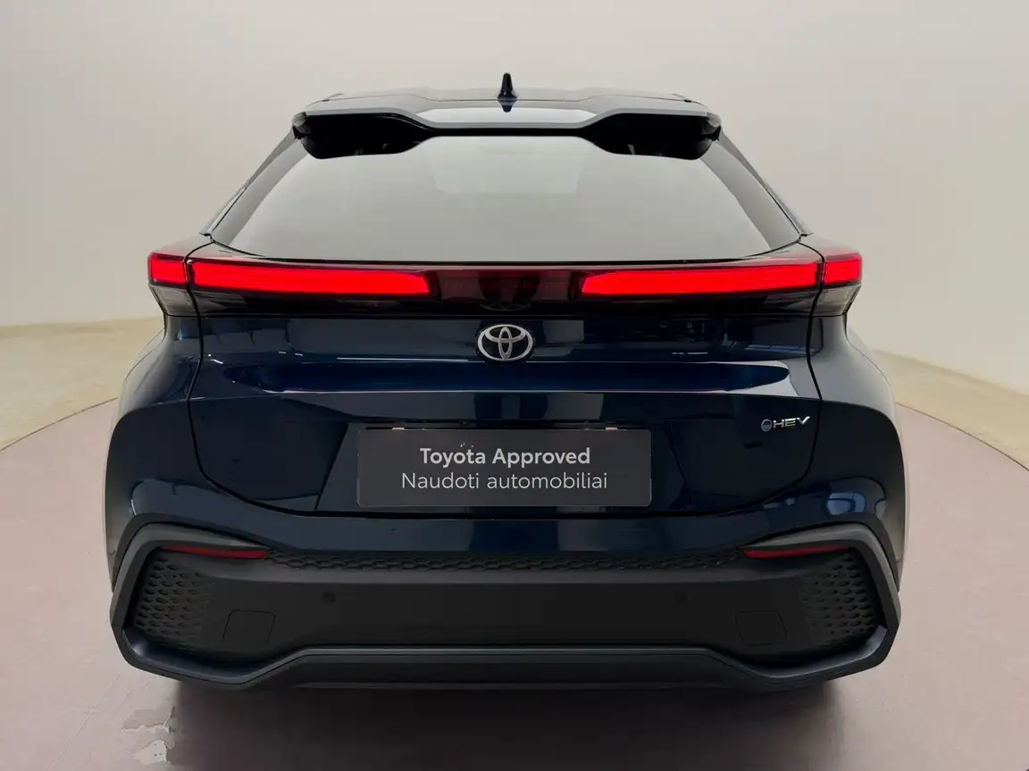 TOYOTA C-HR