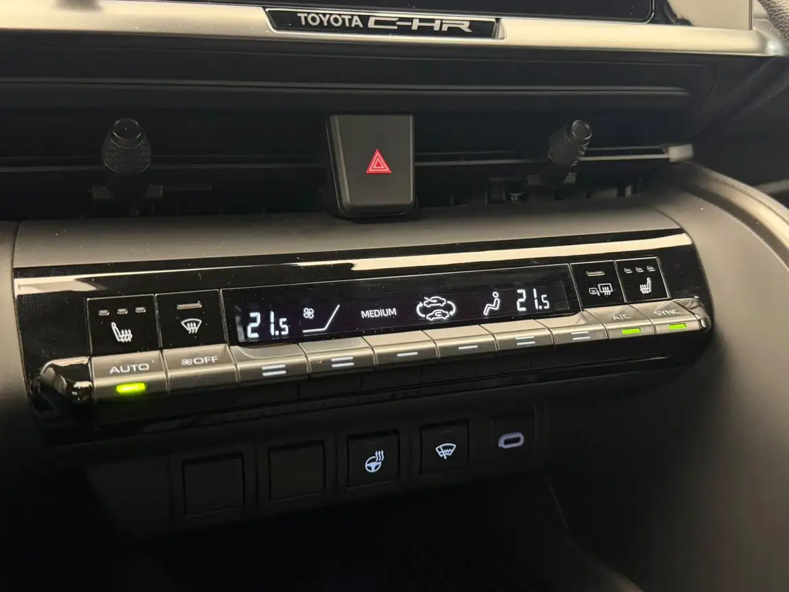 TOYOTA C-HR
