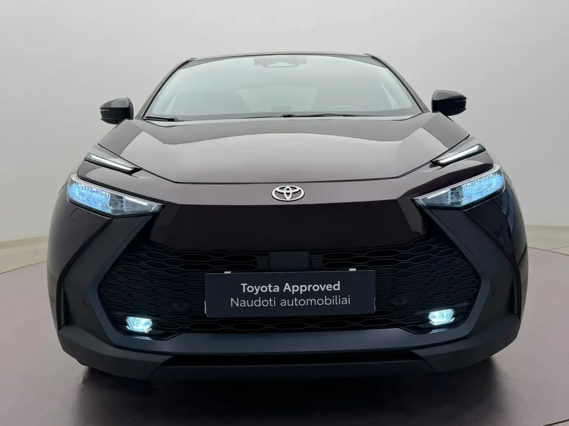 TOYOTA C-HR