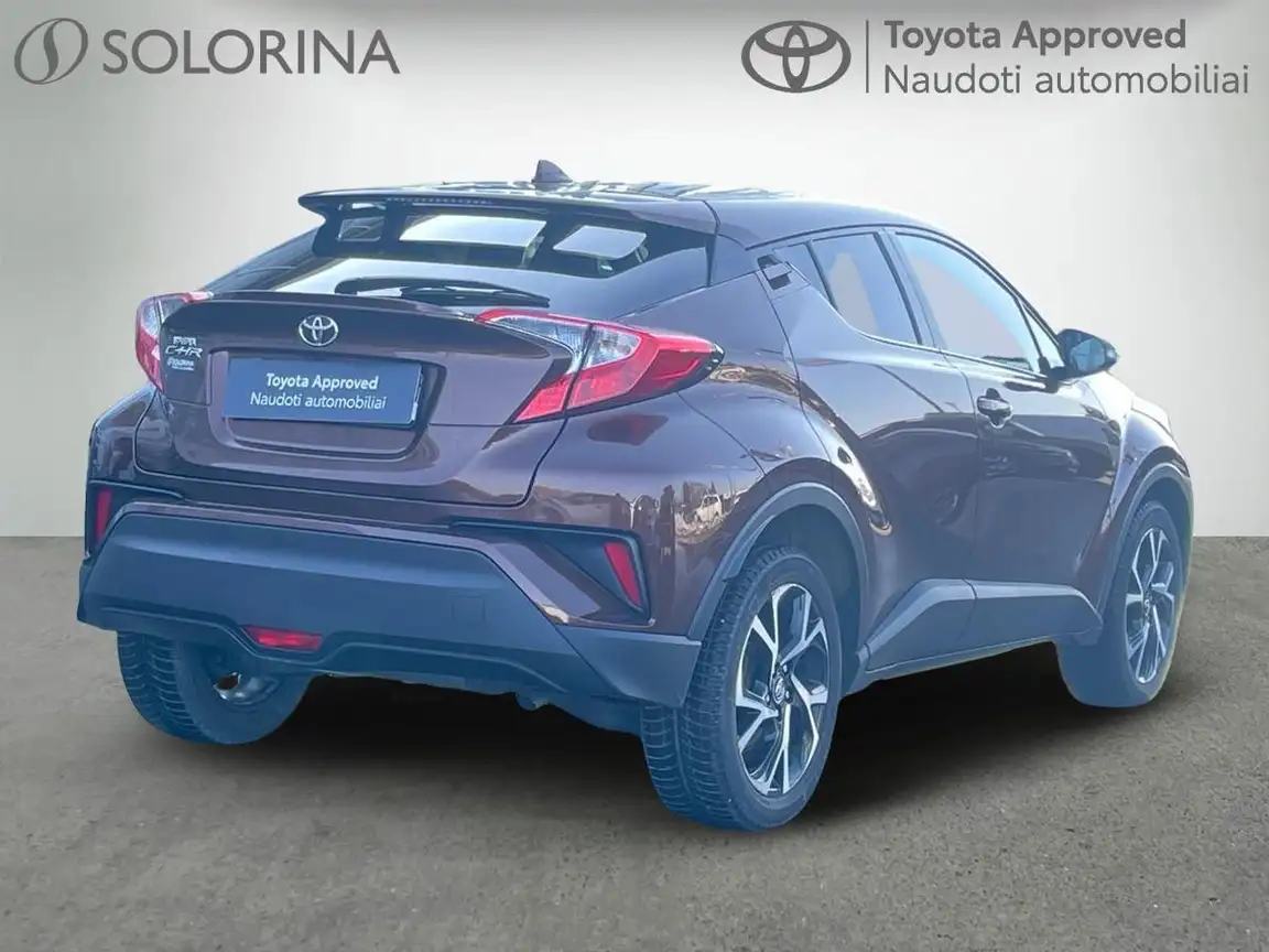 TOYOTA C-HR