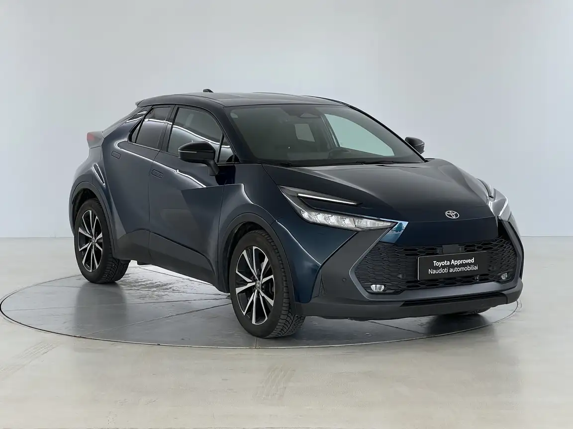 TOYOTA C-HR