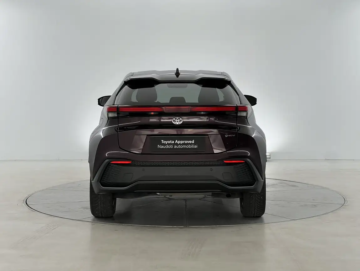 TOYOTA C-HR