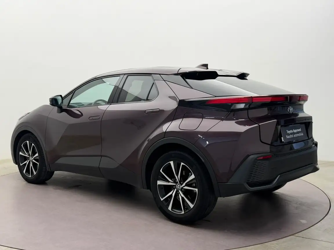 TOYOTA C-HR