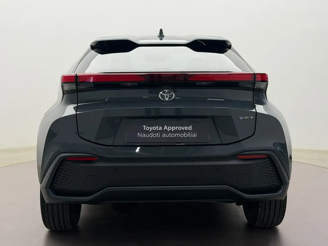 TOYOTA C-HR