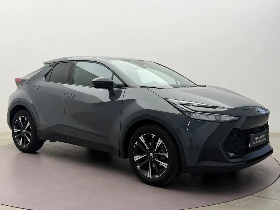 TOYOTA C-HR