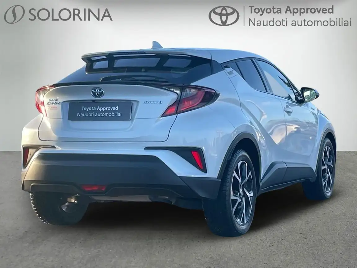 TOYOTA C-HR