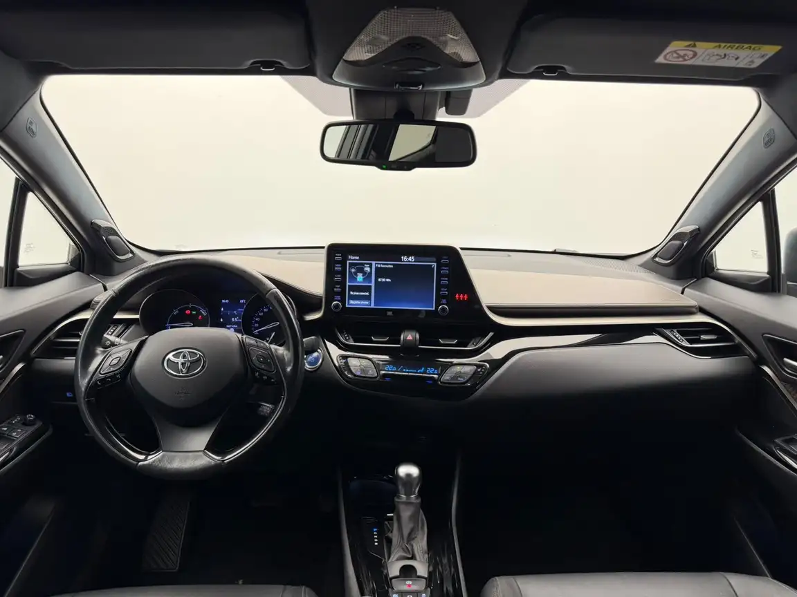 TOYOTA C-HR