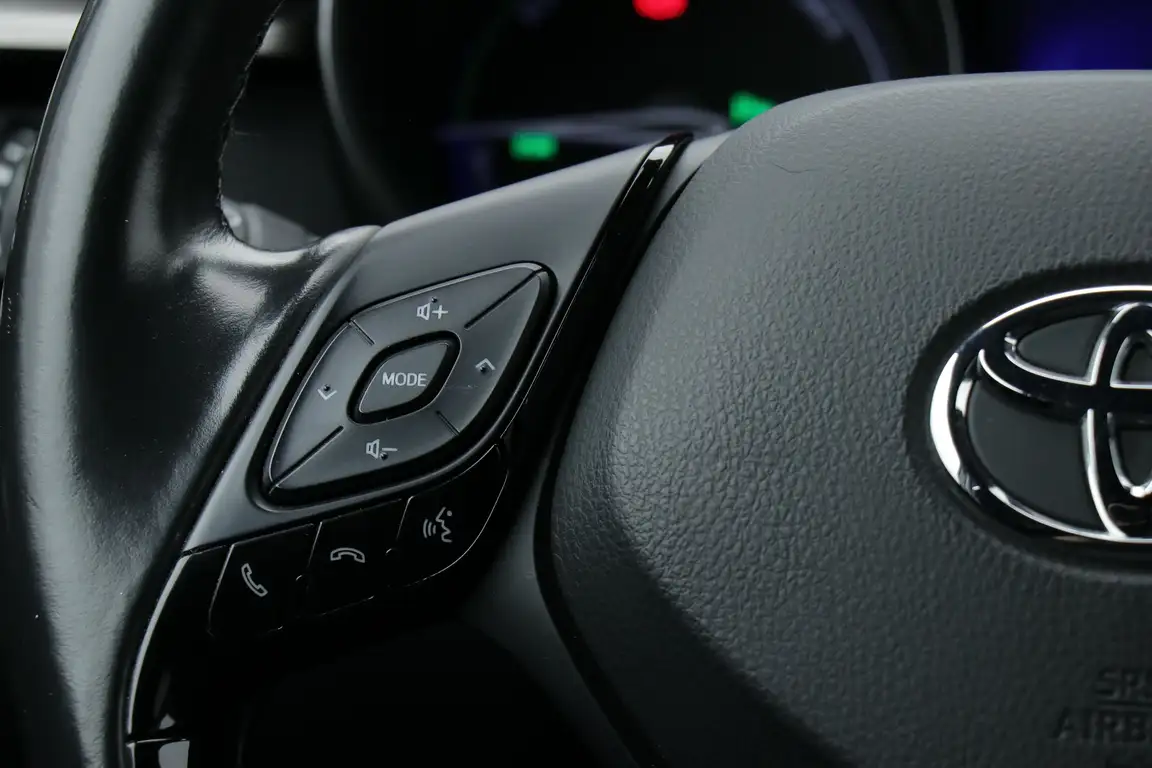 TOYOTA C-HR