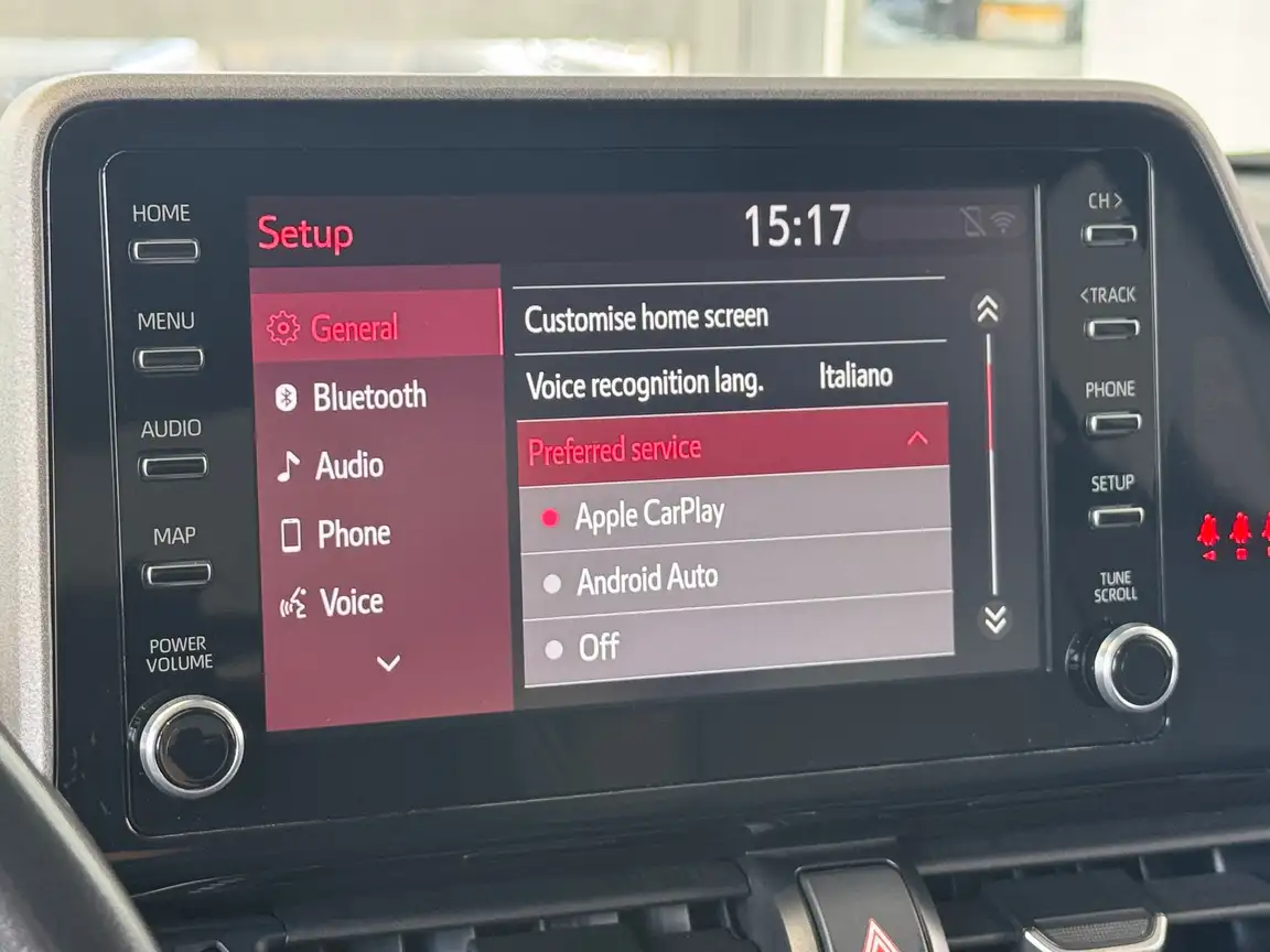 TOYOTA C-HR