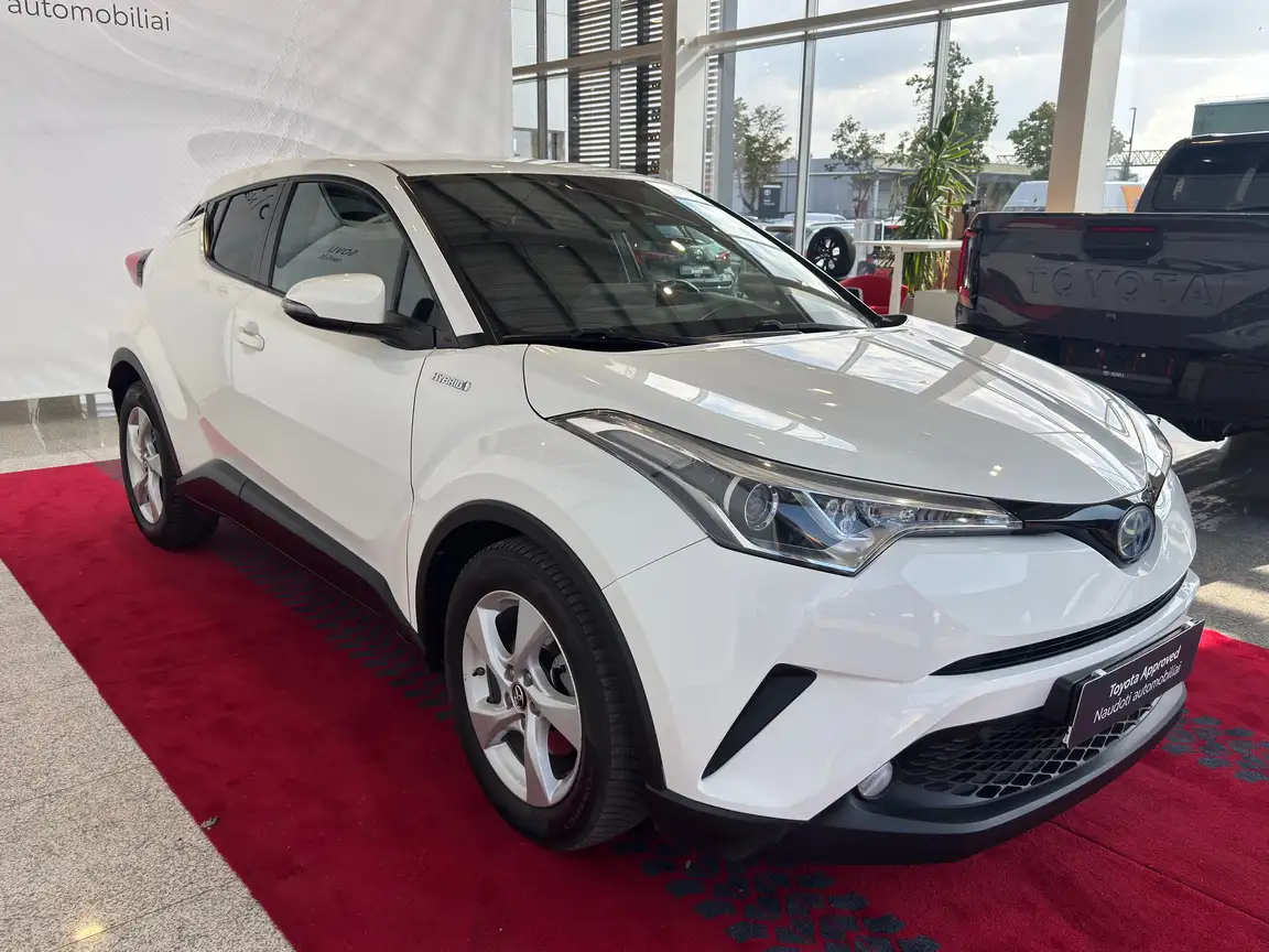 TOYOTA C-HR