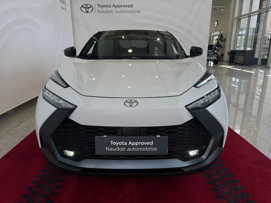 TOYOTA C-HR