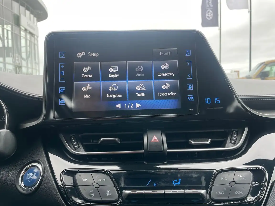 TOYOTA C-HR
