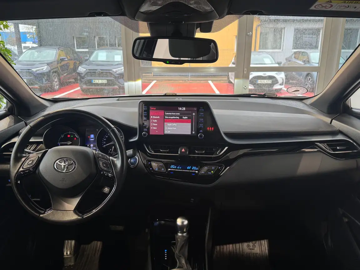 TOYOTA C-HR