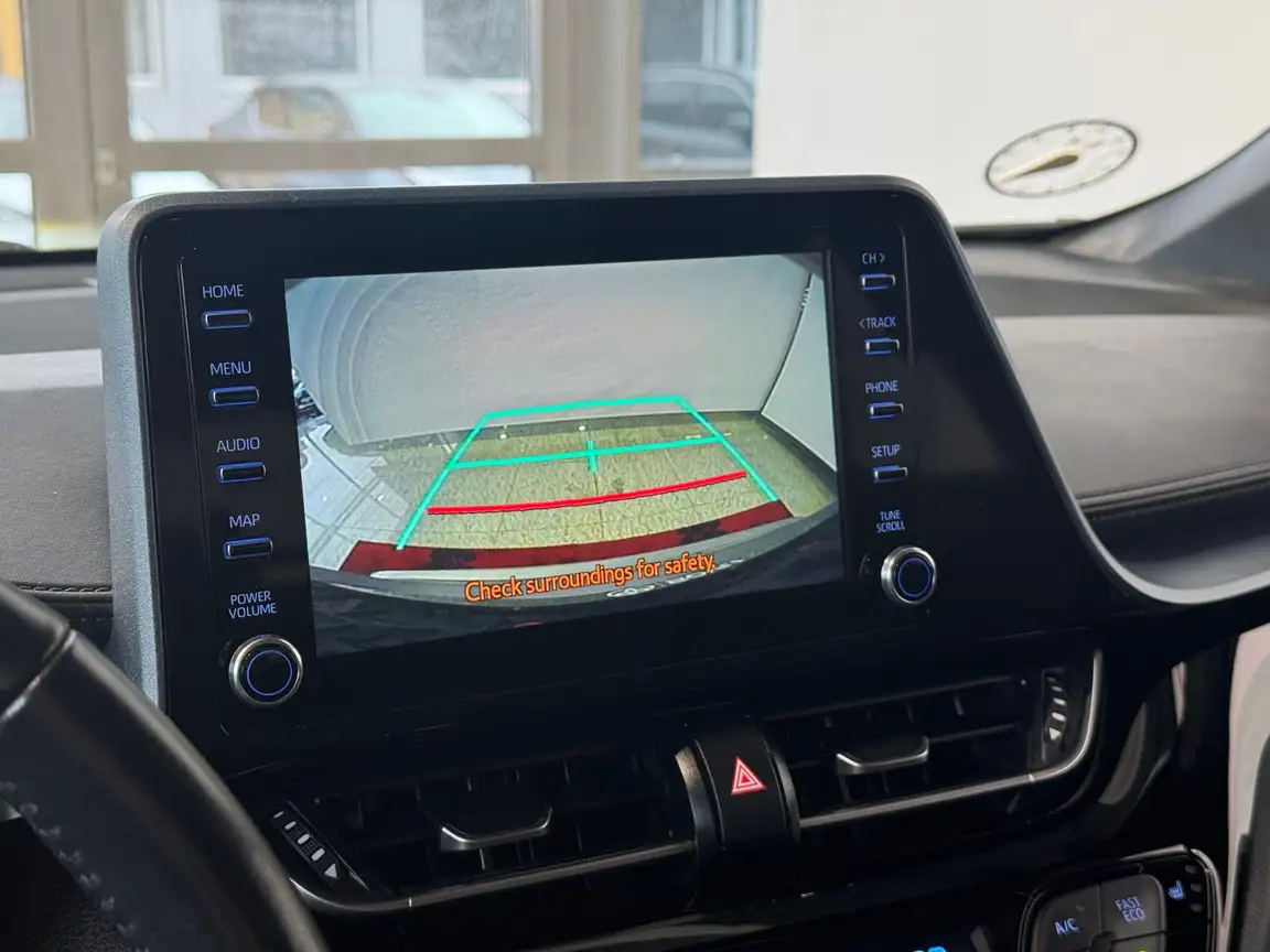 TOYOTA C-HR