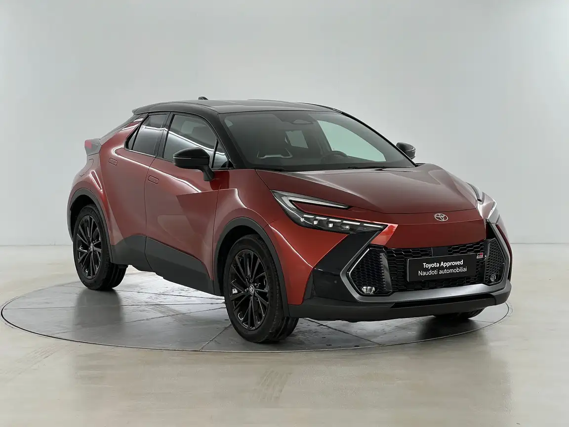 TOYOTA C-HR