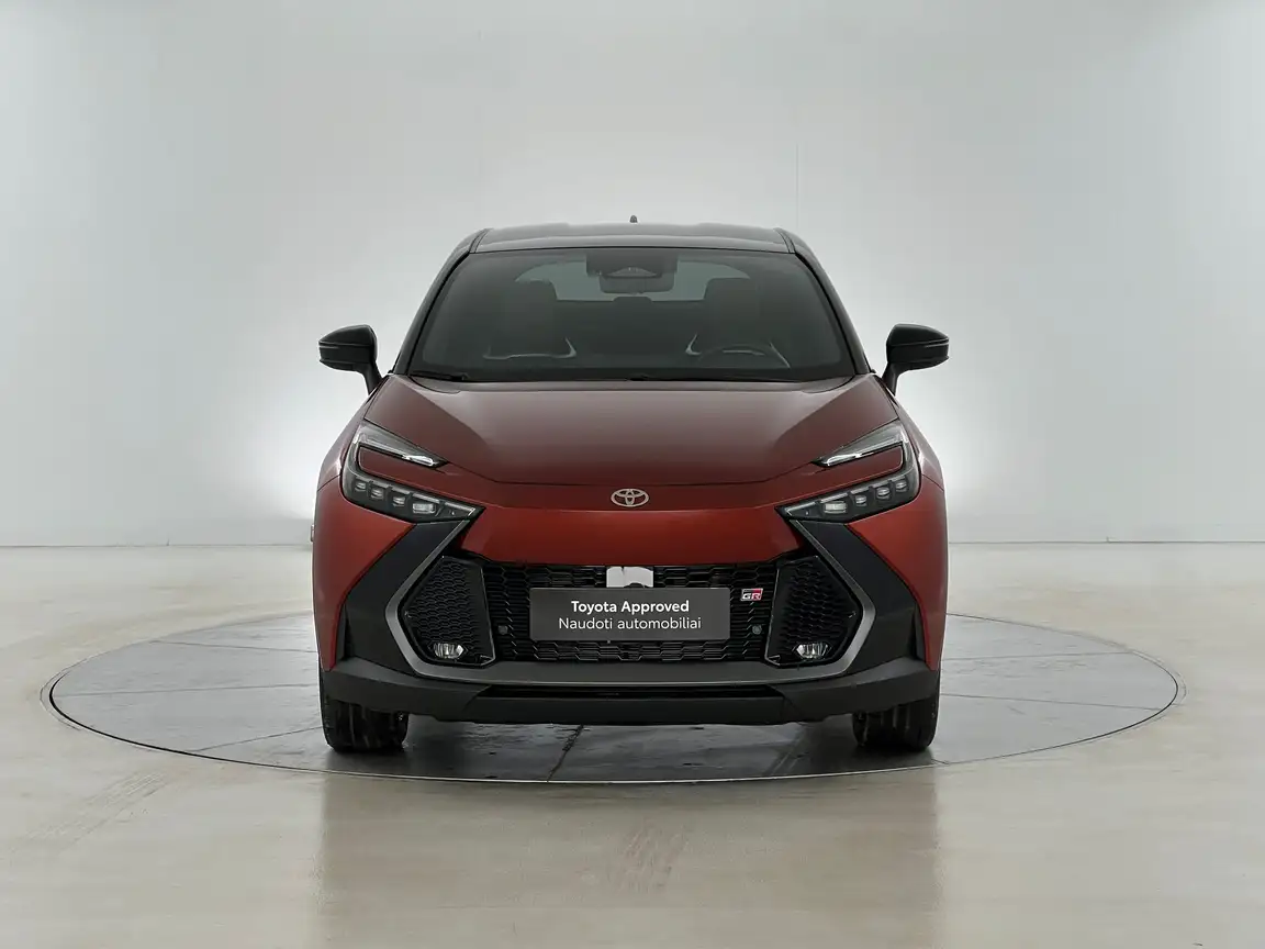 TOYOTA C-HR