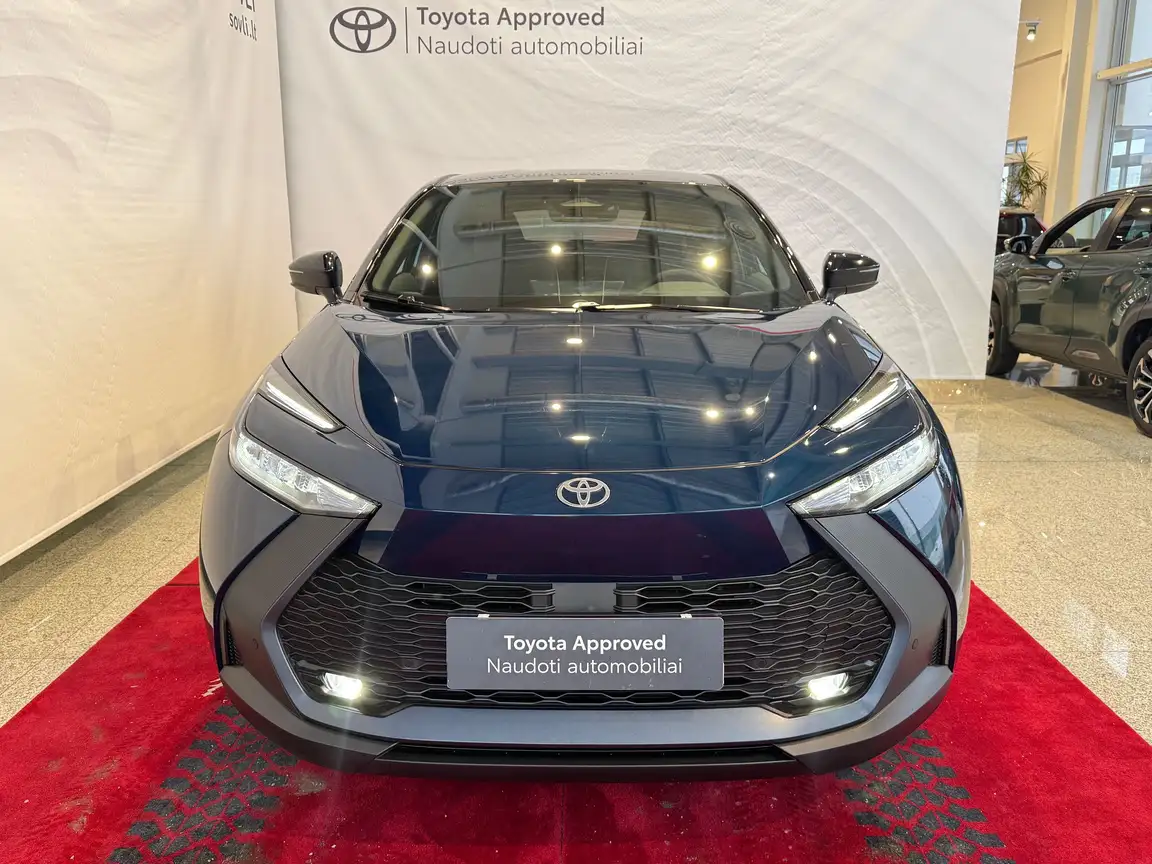 TOYOTA C-HR