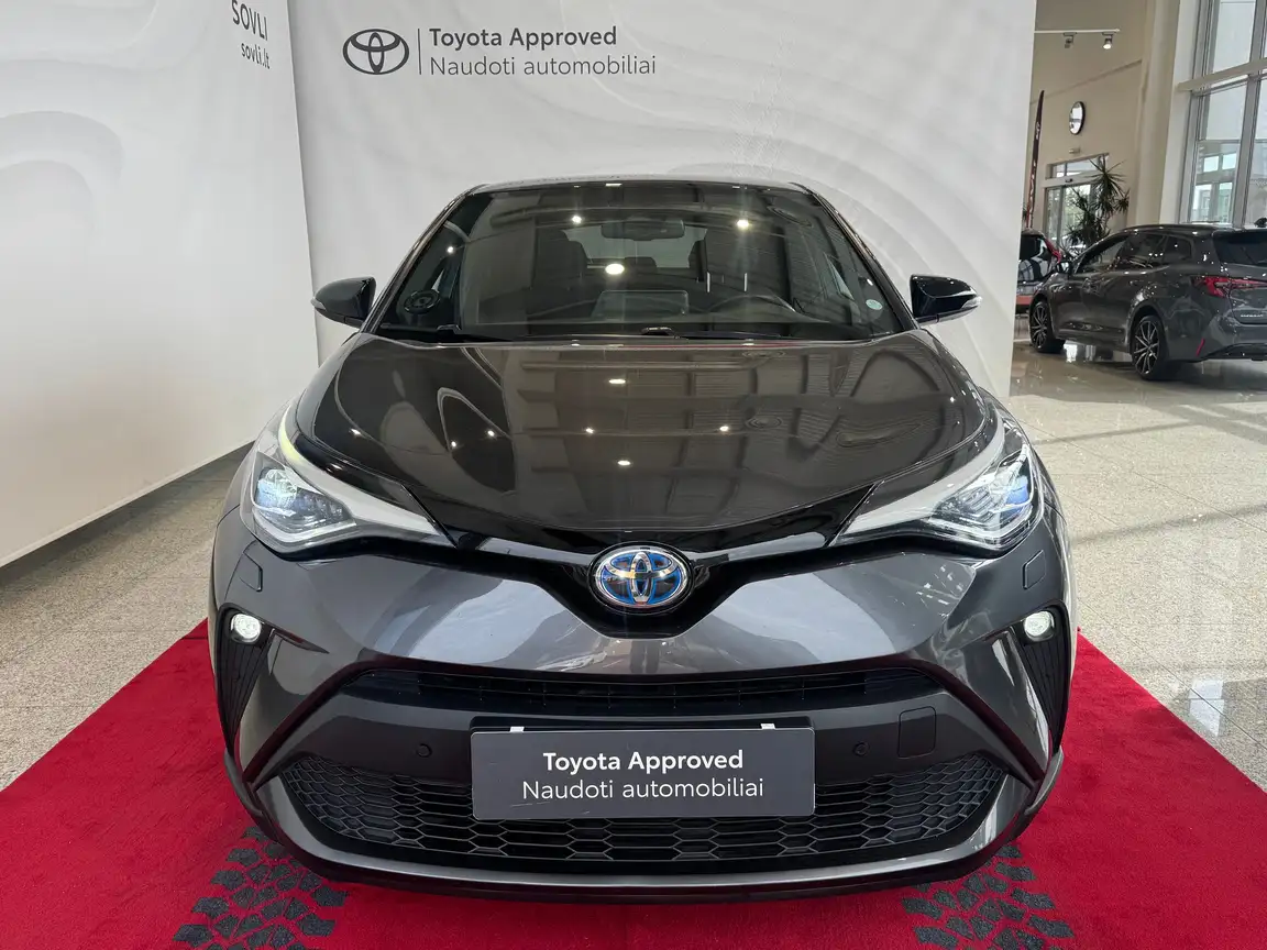 TOYOTA C-HR