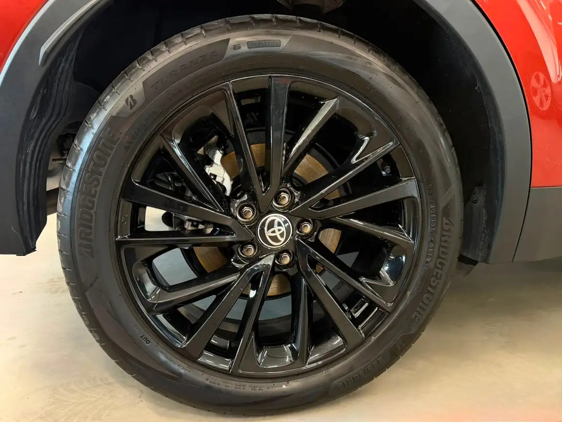 TOYOTA C-HR