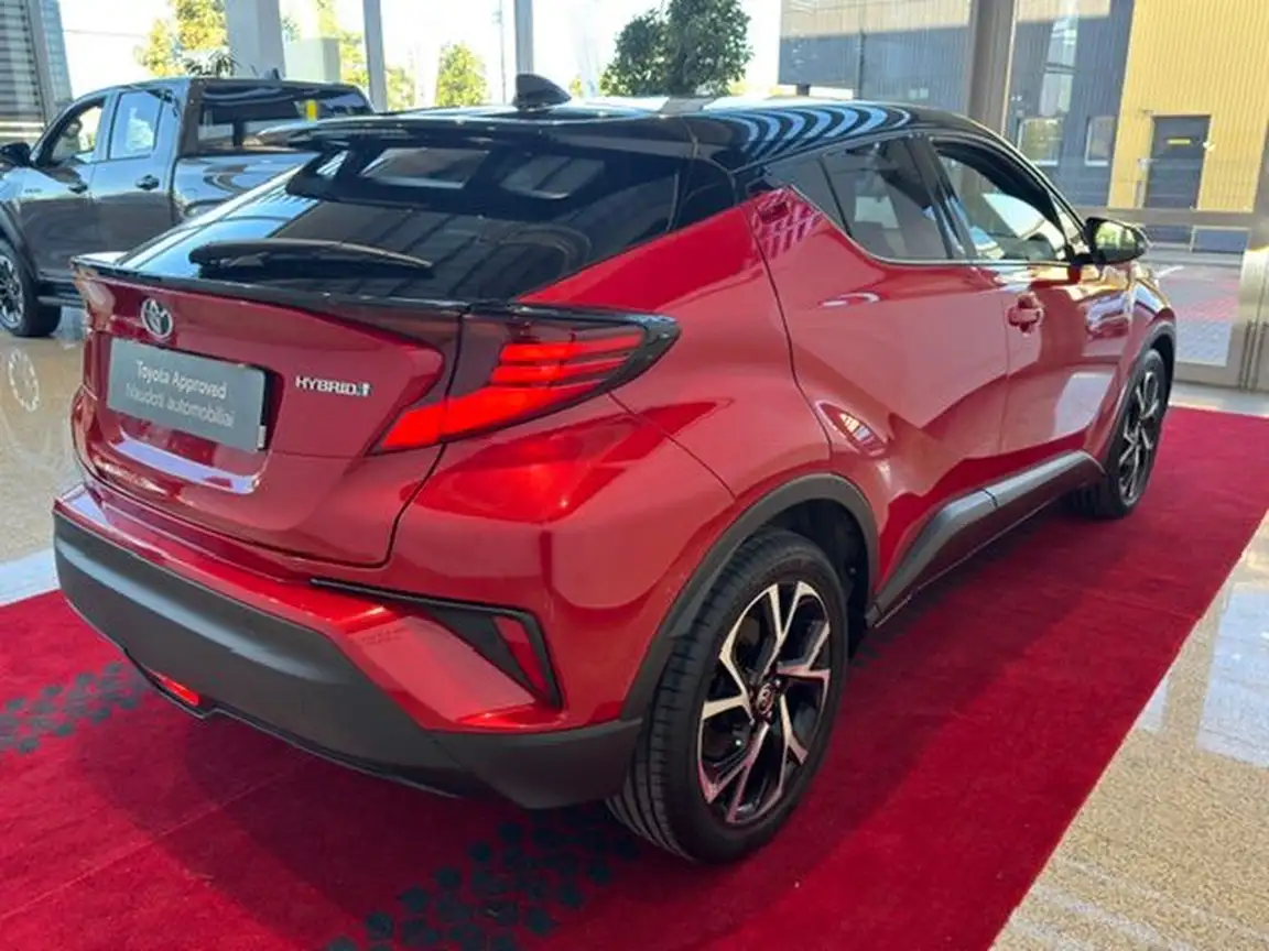 TOYOTA C-HR
