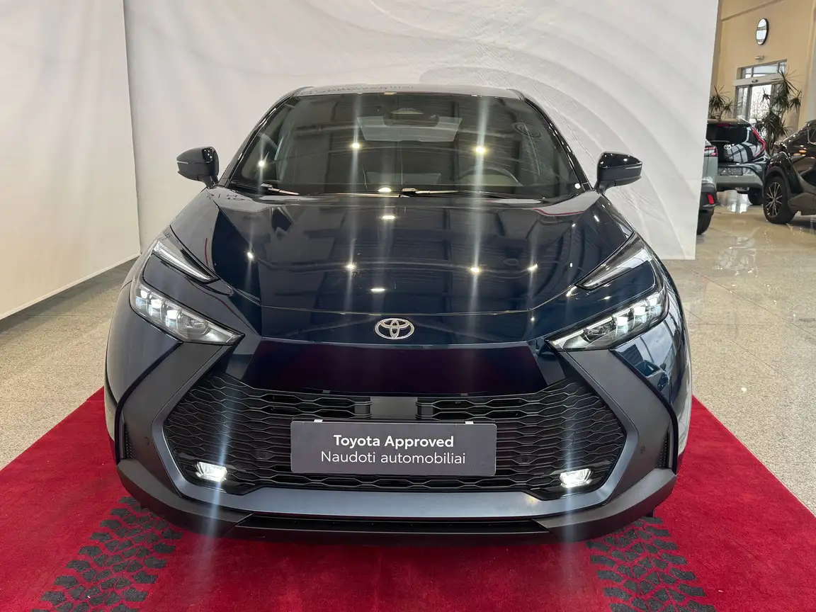 TOYOTA C-HR