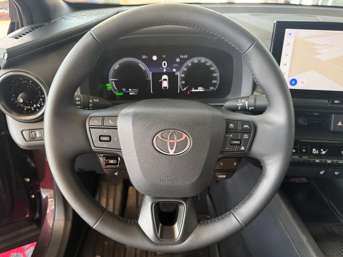 TOYOTA C-HR