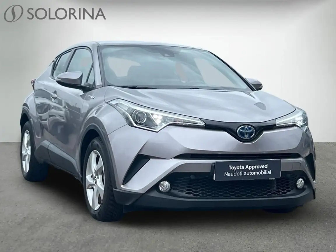 TOYOTA C-HR