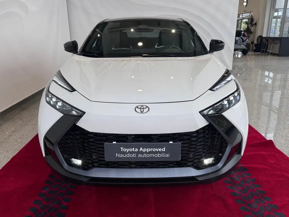 TOYOTA C-HR