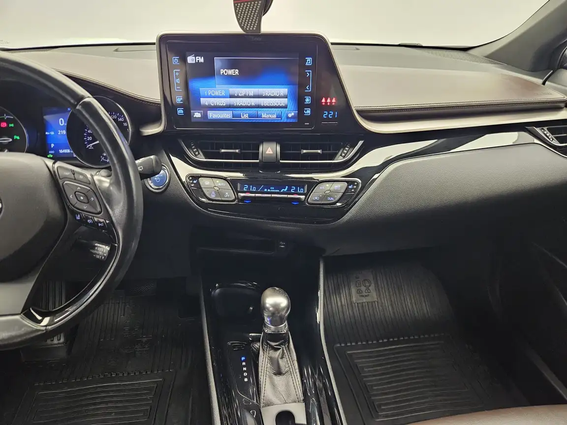TOYOTA C-HR