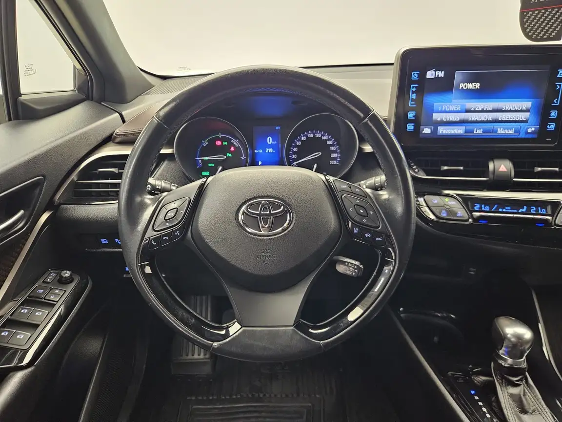 TOYOTA C-HR