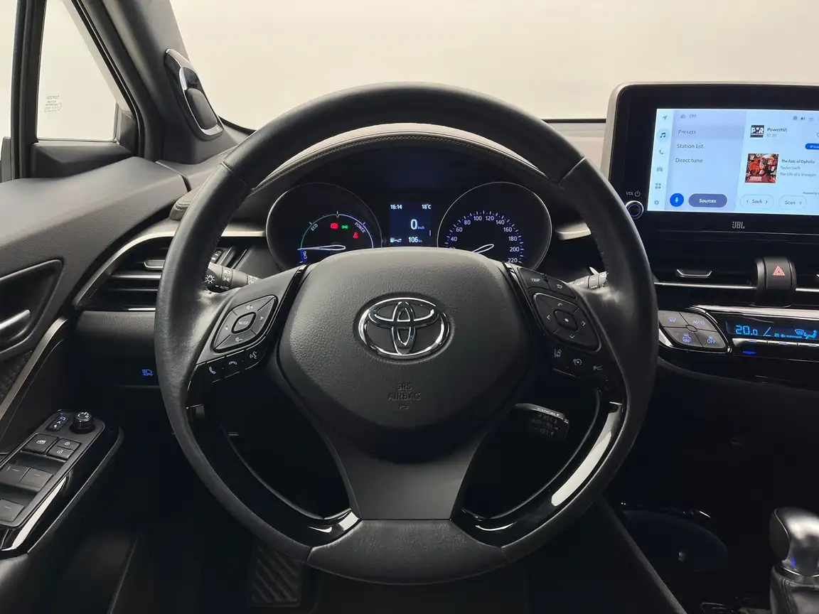 TOYOTA C-HR