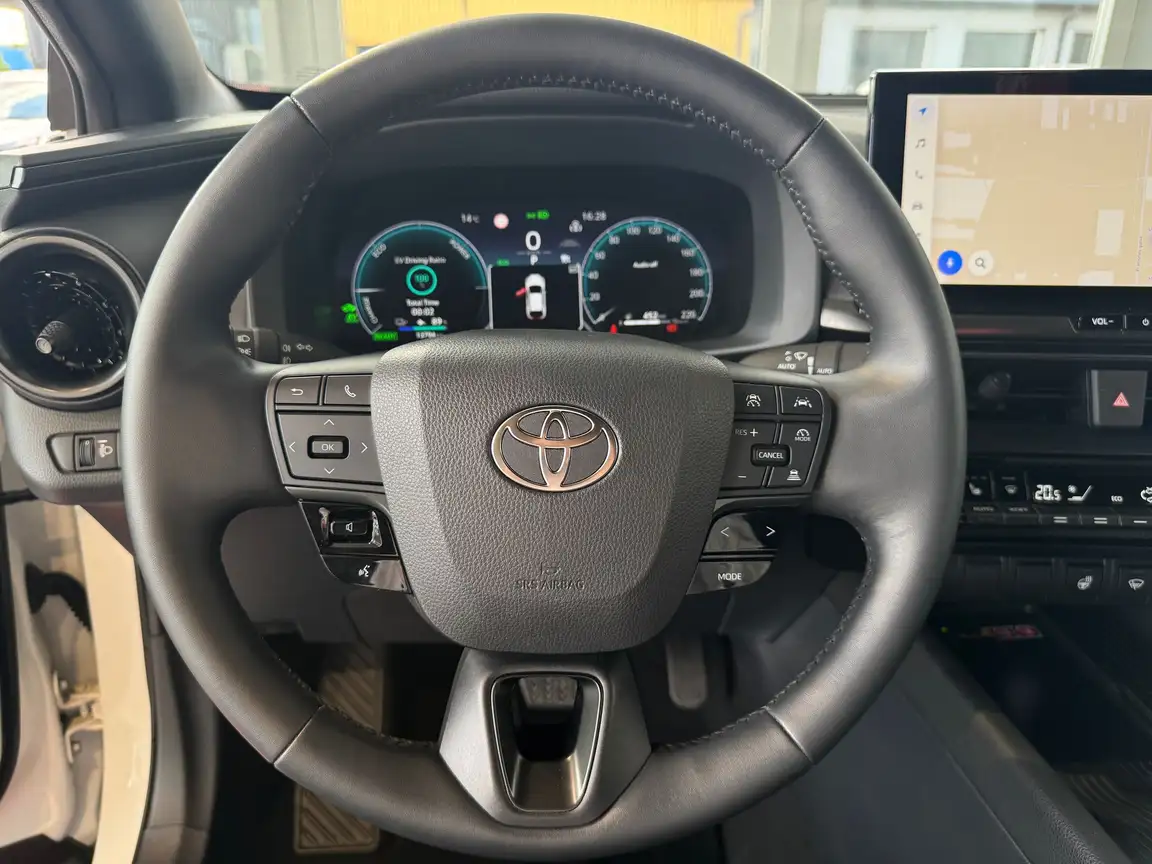 TOYOTA C-HR