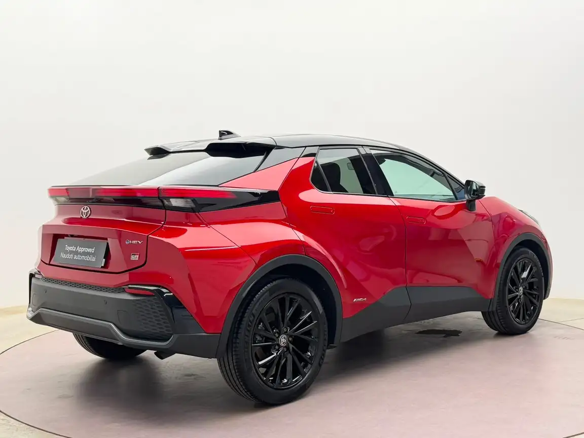 TOYOTA C-HR