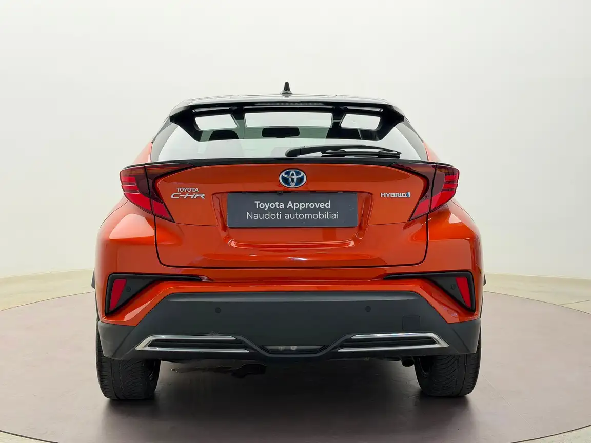 TOYOTA C-HR